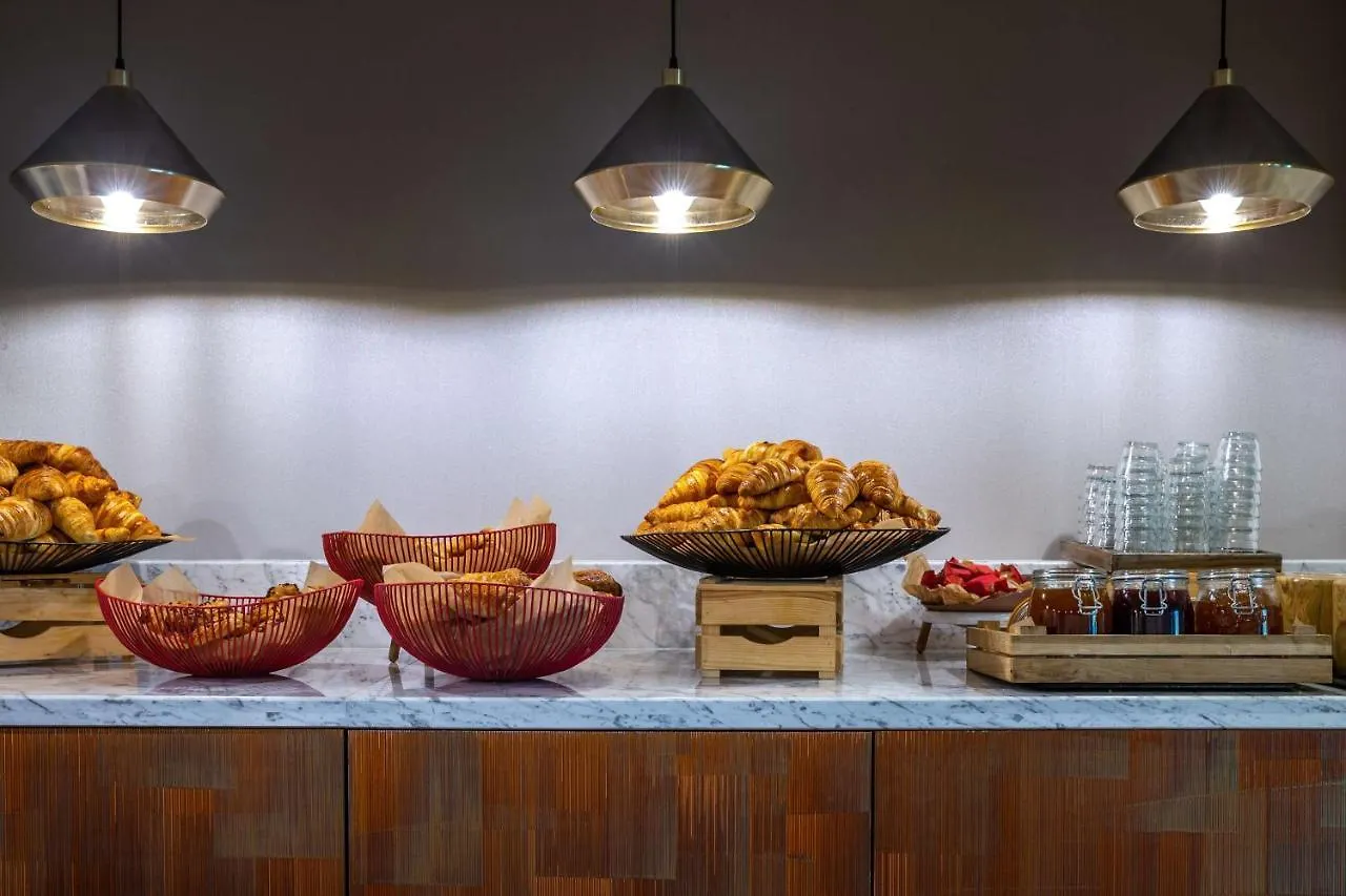 Radisson Blu Hotel, Antwerp City Centre 4*,